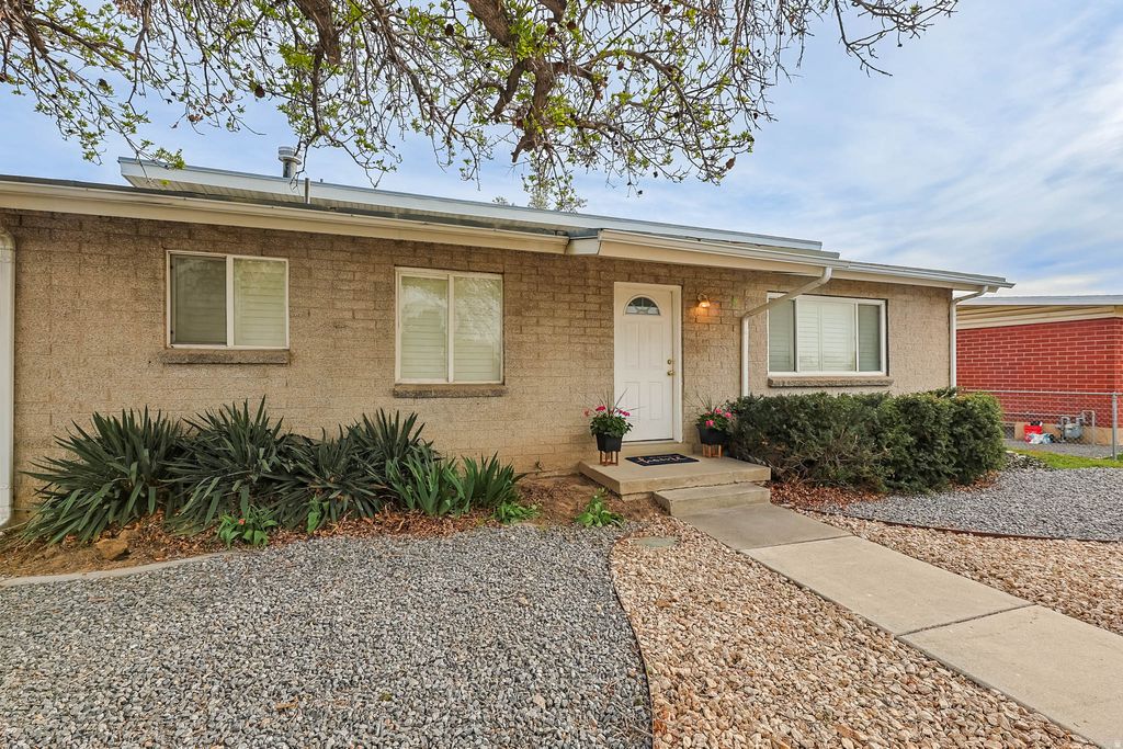 Photo of 325 W PRINCETON DR, Midvale, UT 84047 (MLS # 2147141)