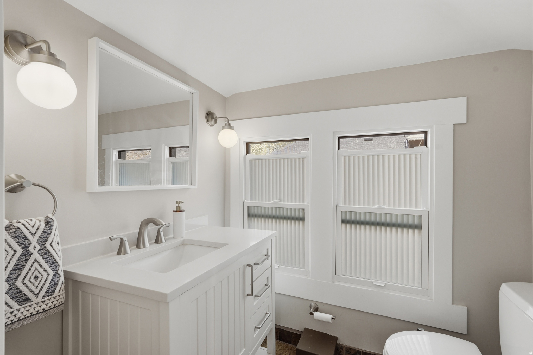 9TH AND 9TH - Residential