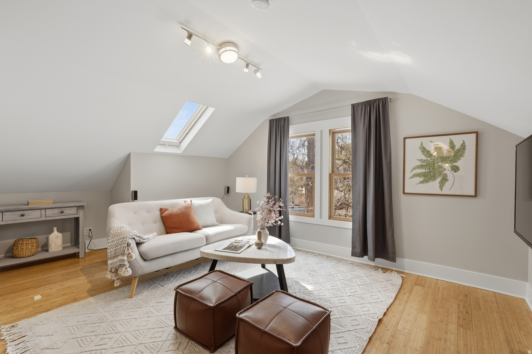 9TH AND 9TH - Residential