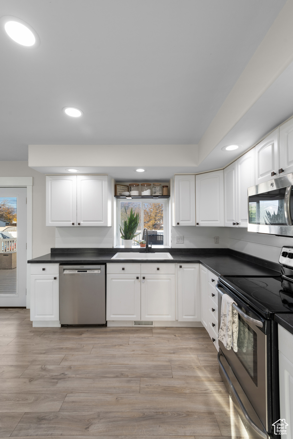 BROOKWOOD - Residential