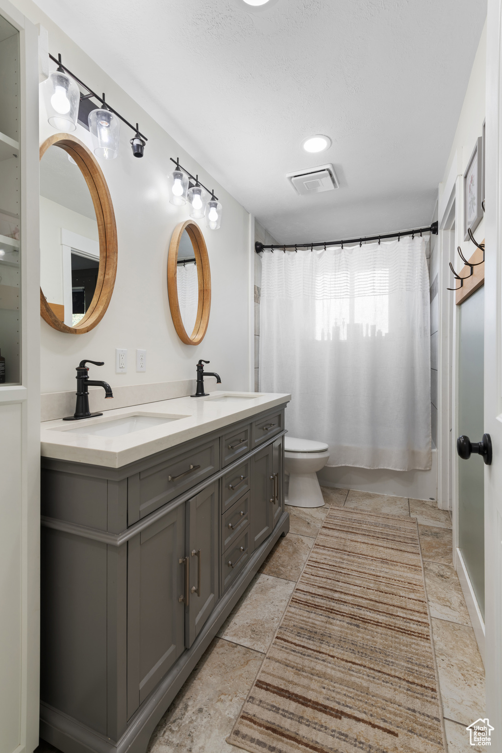 BROOKWOOD - Residential