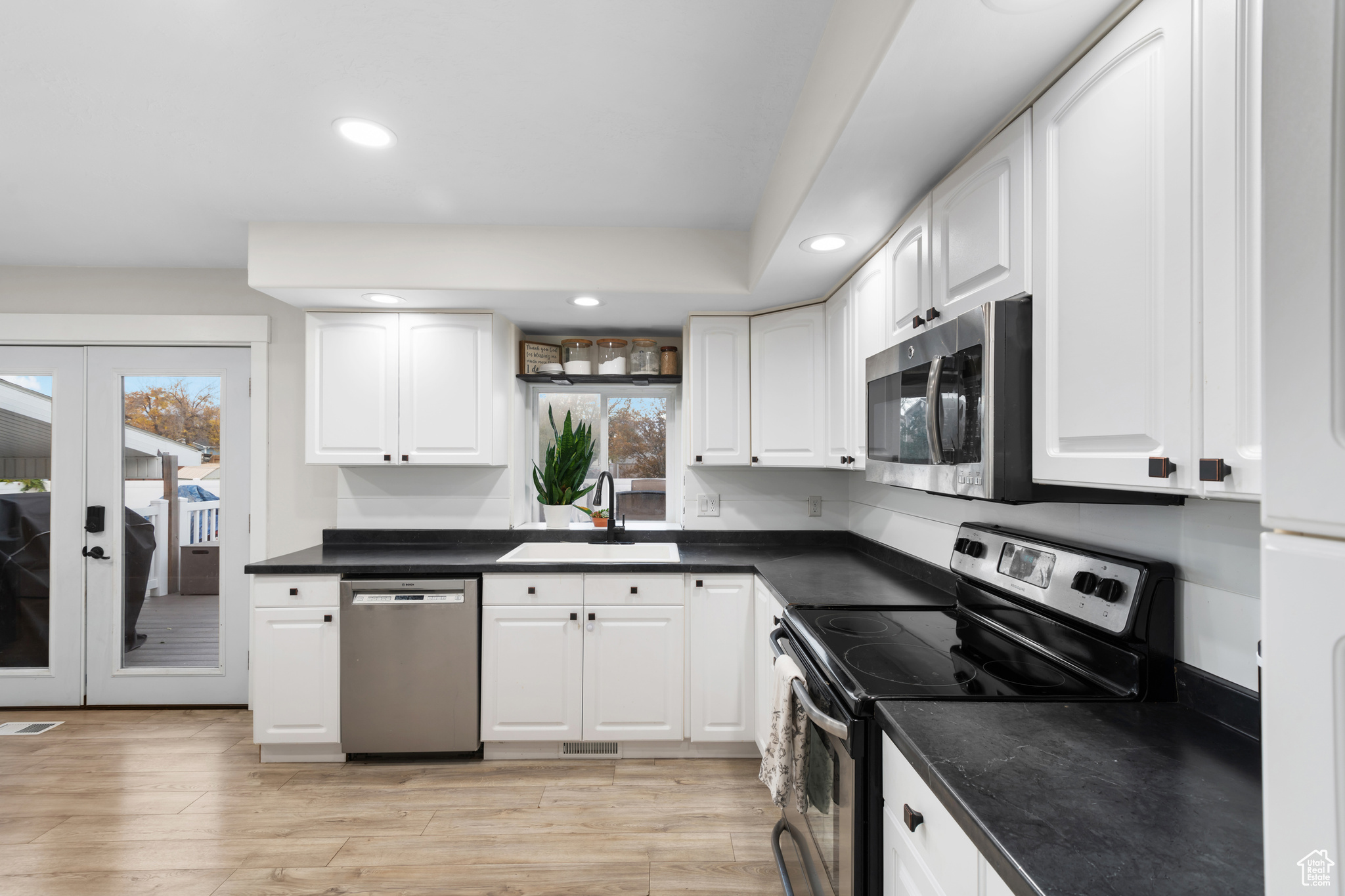 BROOKWOOD - Residential