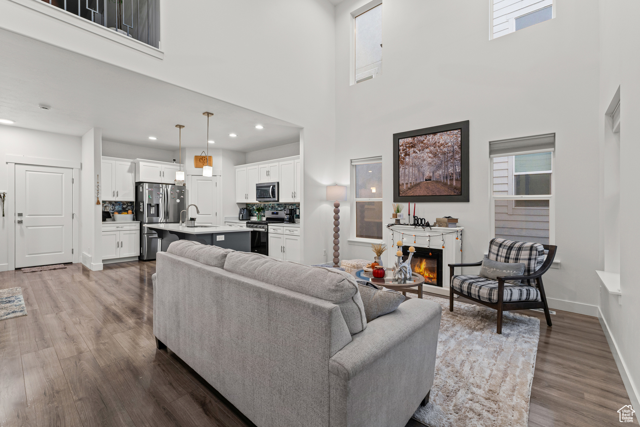 MOUNTAIN RIDGE - Residential