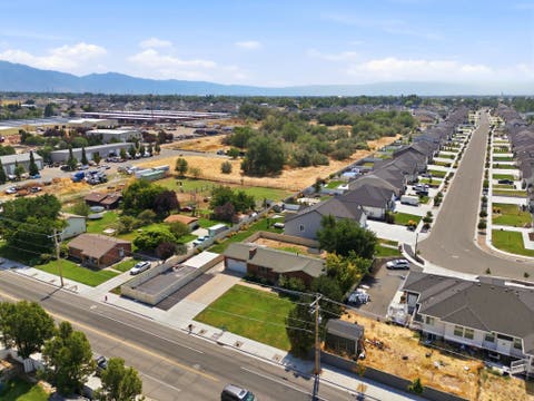 Tiny photo for 2513 W 1300 N, Clinton, UT 84015 (MLS # 2178146)
