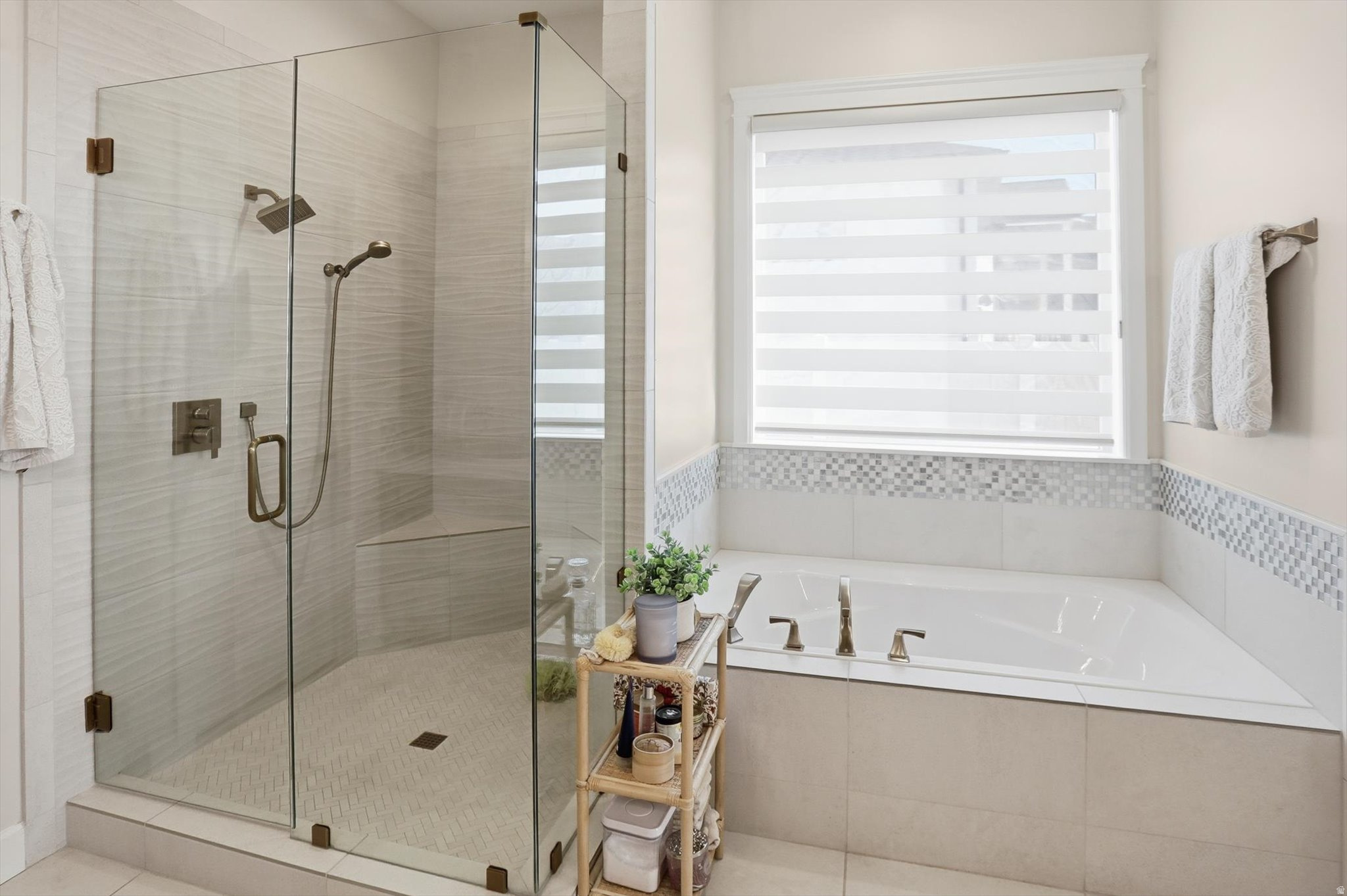 MAPLE SPRINGS ESTATES - Residential