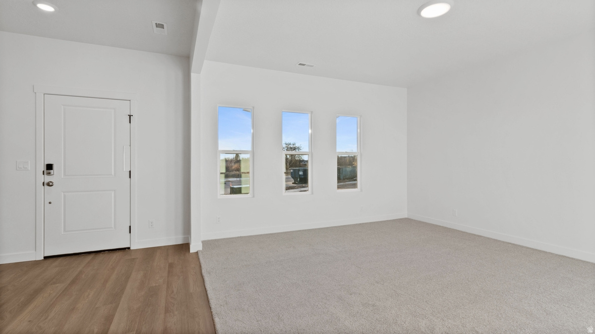 TRAILSIDE - Residential