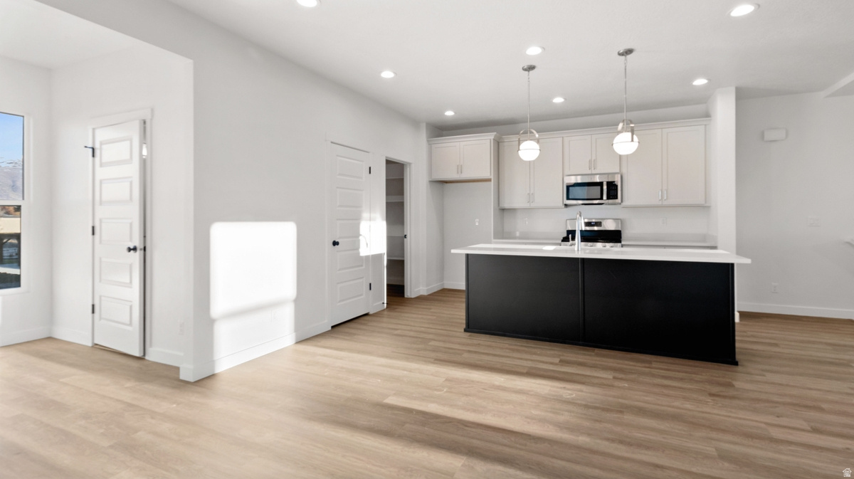 TRAILSIDE - Residential