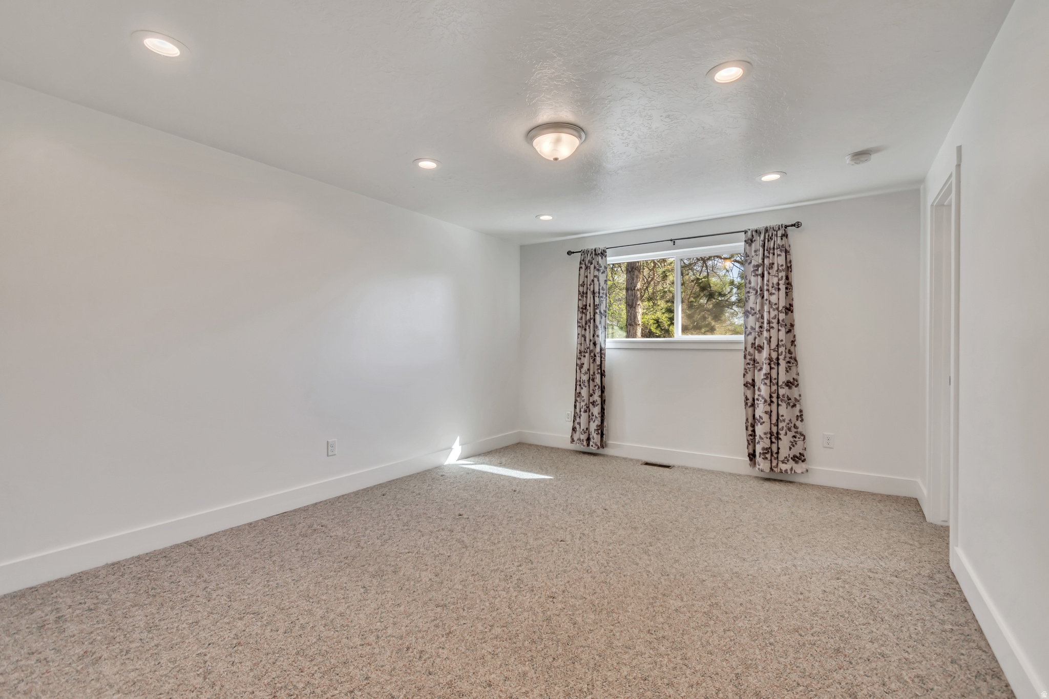 PEBBLE GLEN #1 - Residential