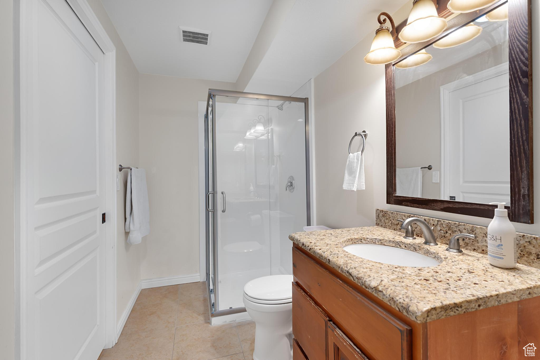 CARRARA VILLAS - Residential