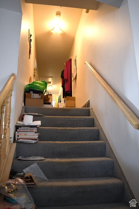 Tiny photo for 8927 PINEVIEW DR, Huntsville, UT 84317 (MLS # 2103043)