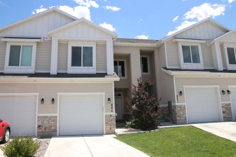 Photo of 884 N GLEN EAGLE CT, Tooele, UT 84074 (MLS # 2169747)