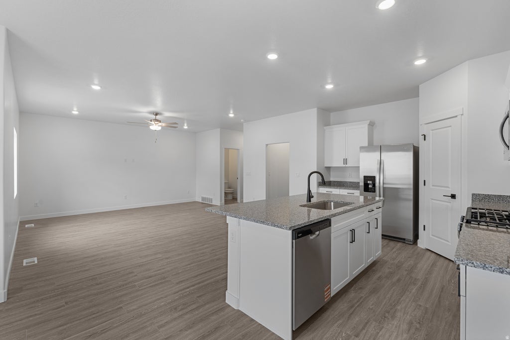 Photo of 7258 BALD EAGLE WAY N, Eagle Mountain, UT 84005 (MLS # 2184957)