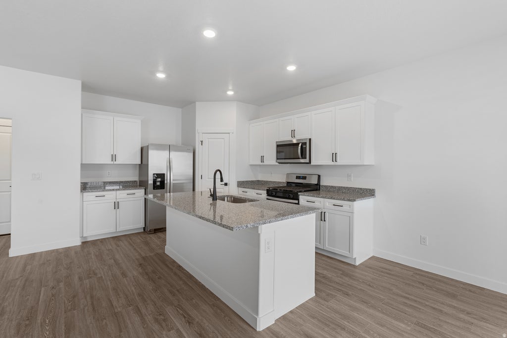 Photo of 7258 BALD EAGLE WAY N, Eagle Mountain, UT 84005 (MLS # 2184957)