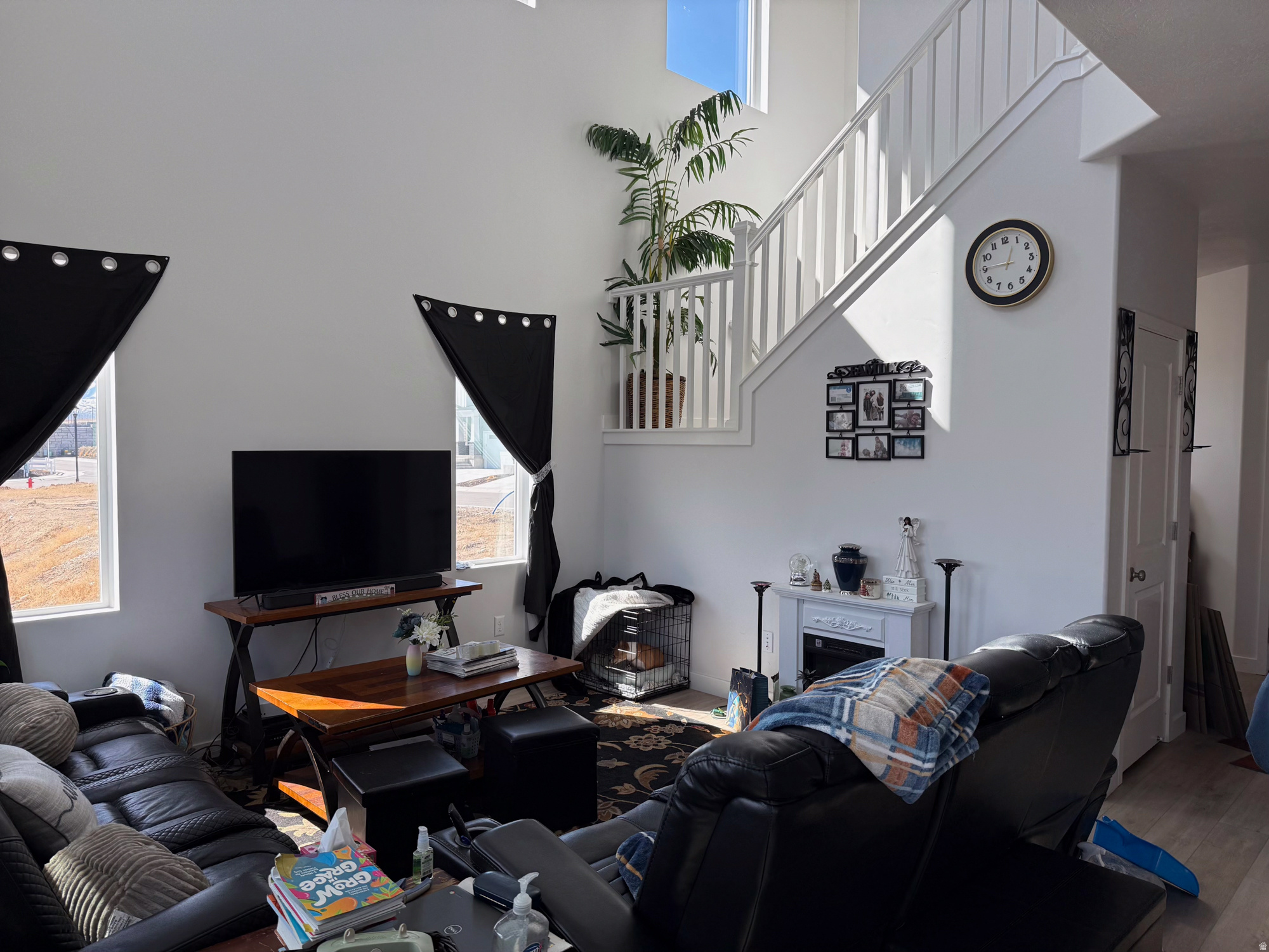 SKY RANCH ENCLAVE - Residential