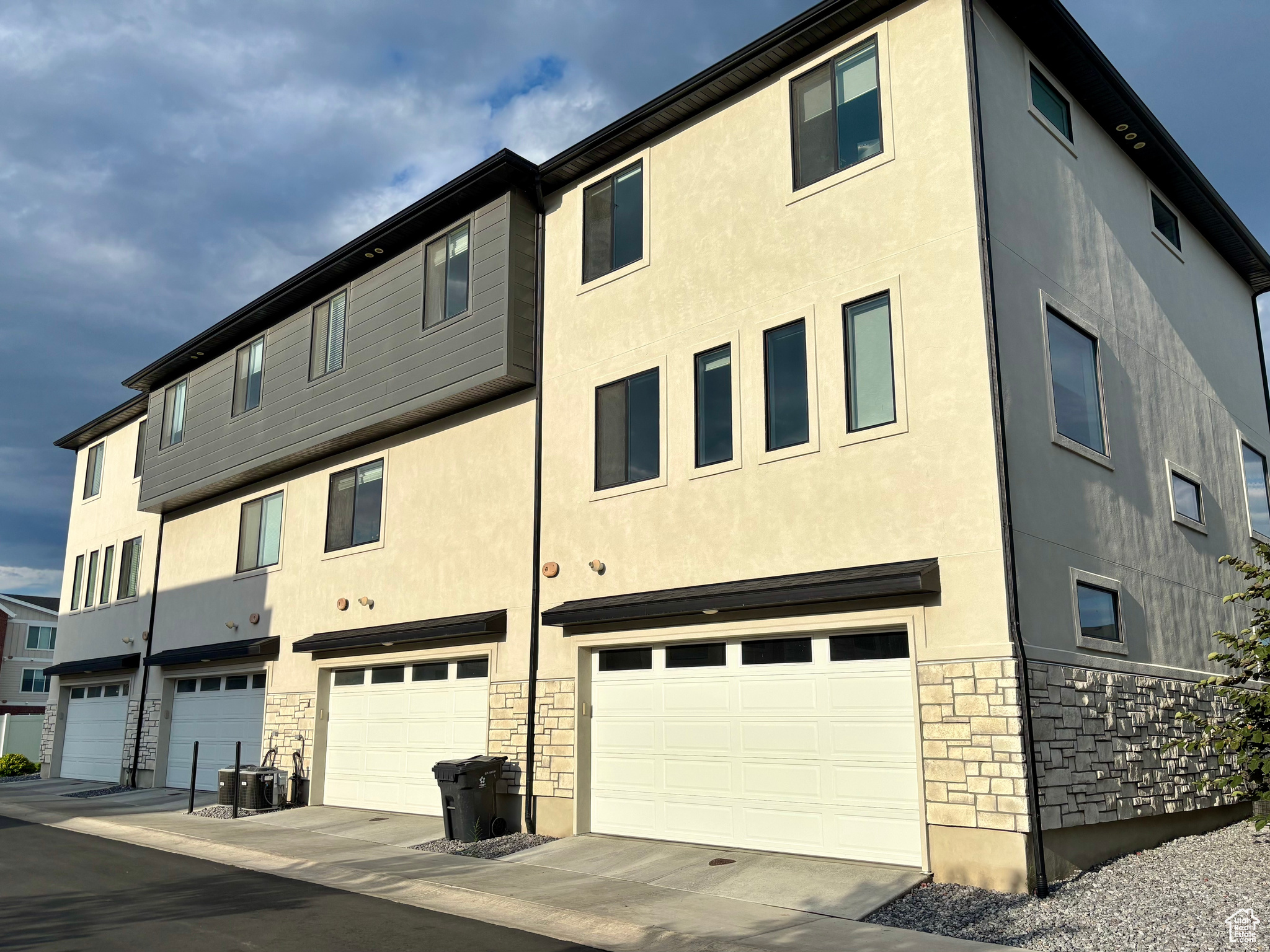 WILLOW GLEN PHASE 2 - Residential