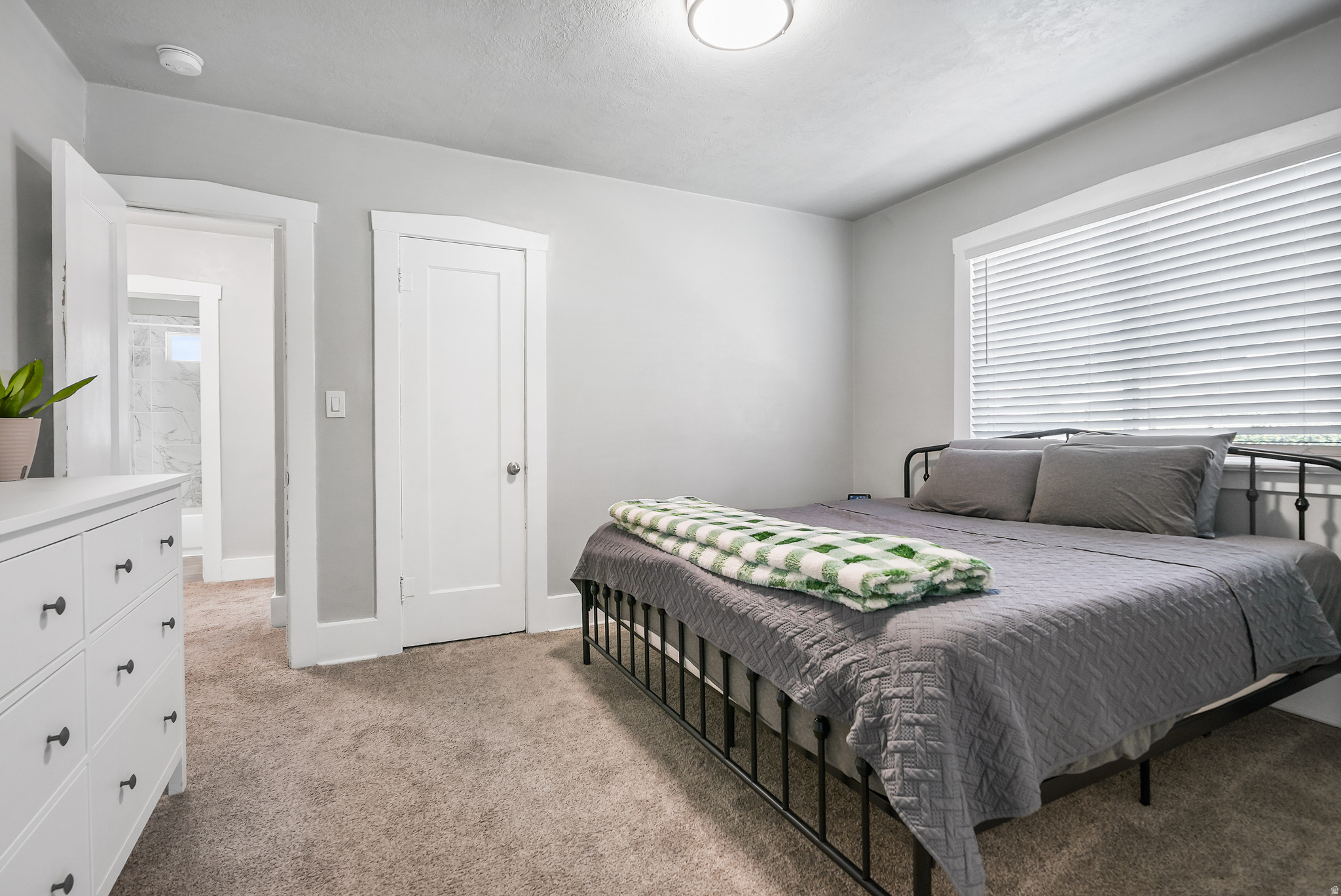 REYNOLDS - Residential