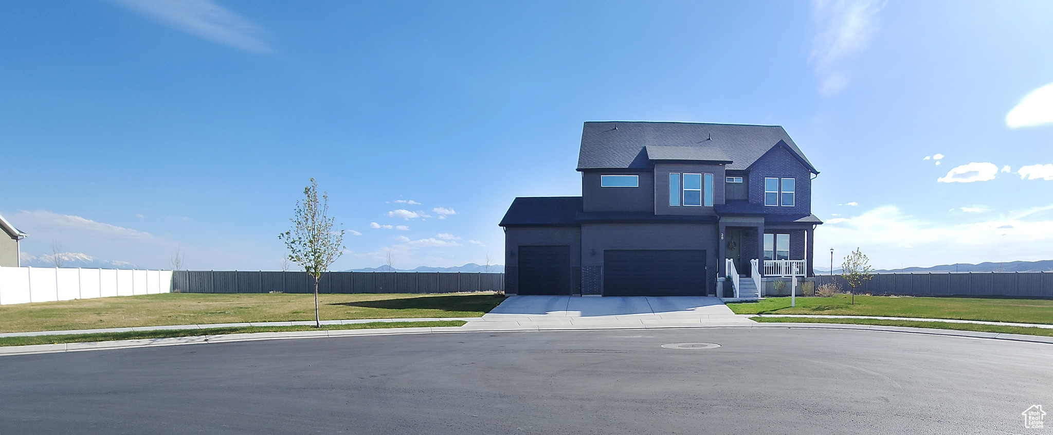 BRANDON PARK - Residential
