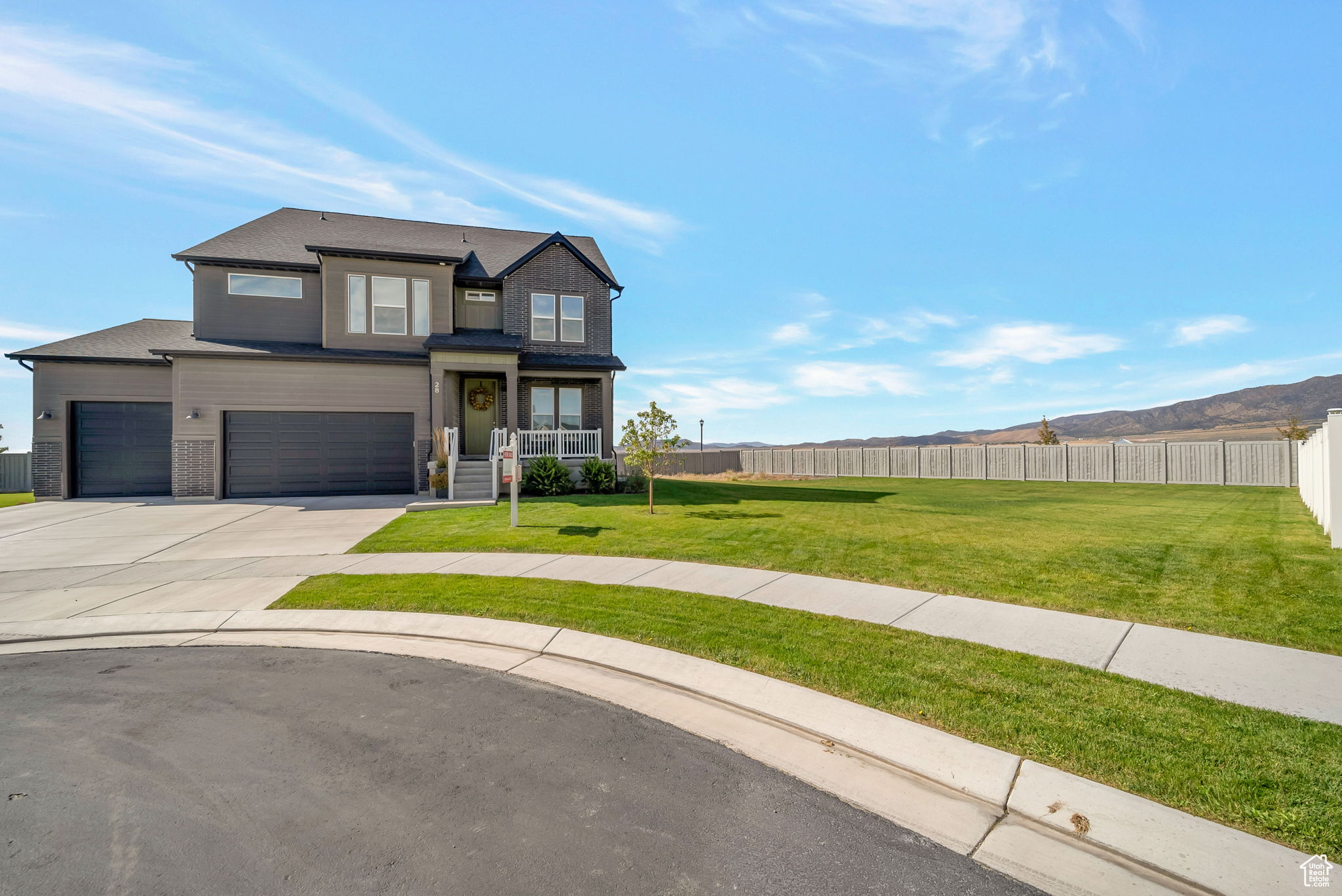BRANDON PARK - Residential