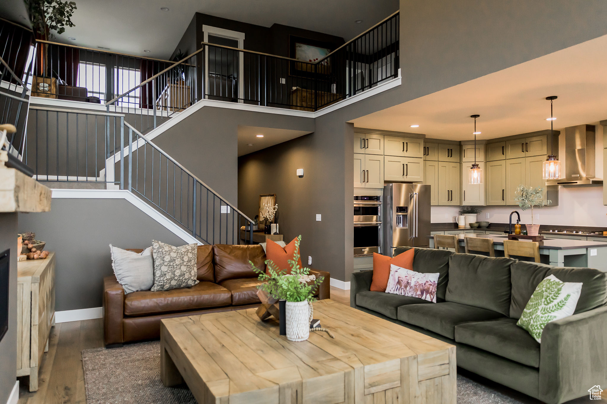 BRANDON PARK - Residential