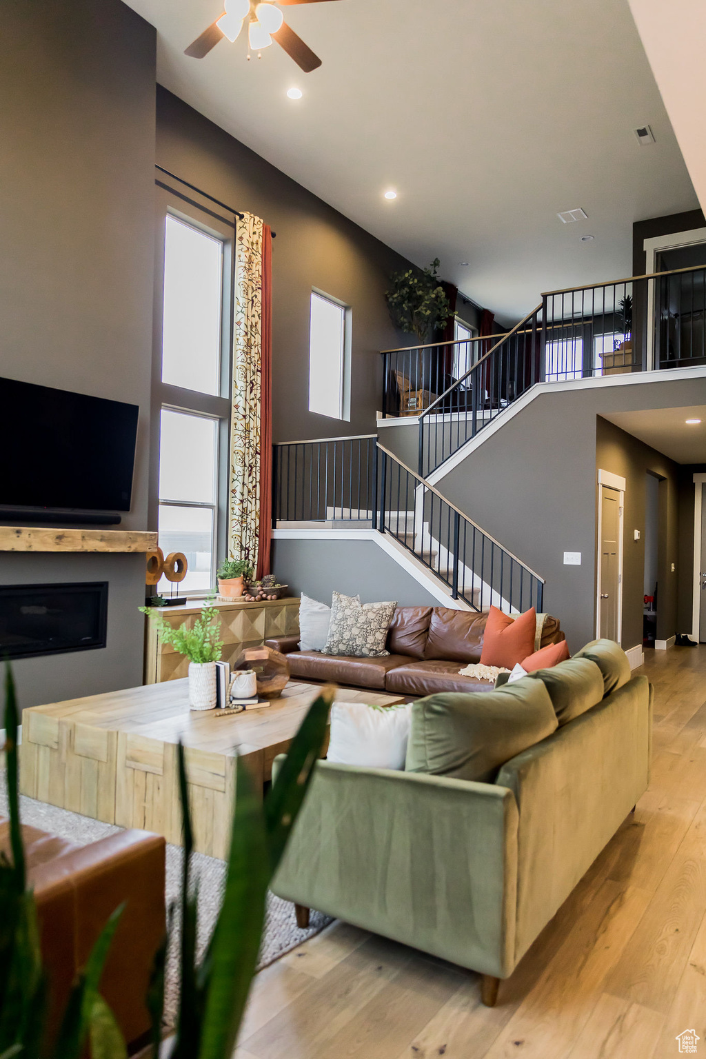 BRANDON PARK - Residential