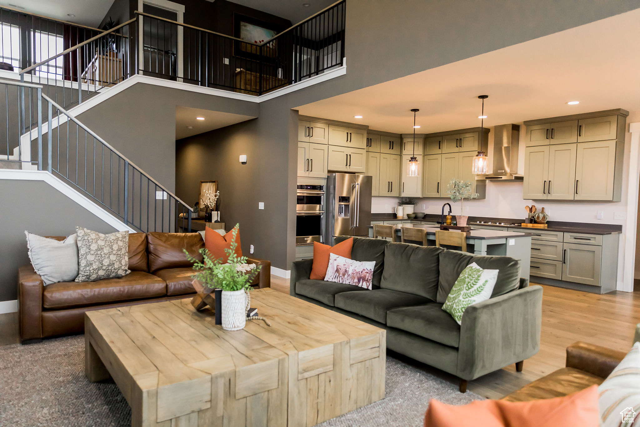 BRANDON PARK - Residential