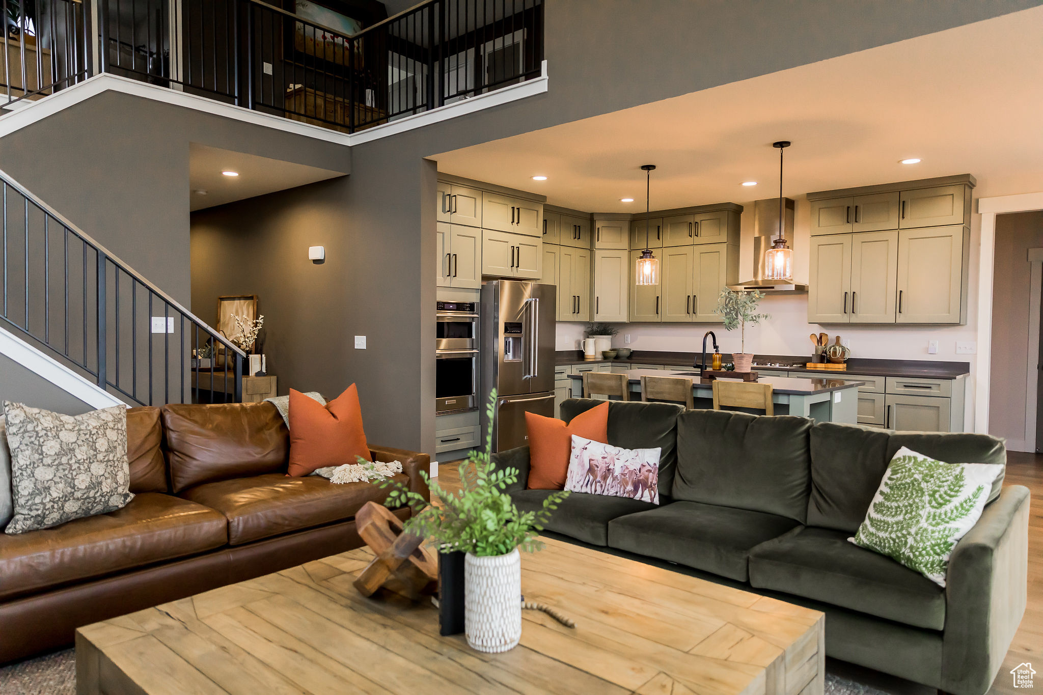 BRANDON PARK - Residential