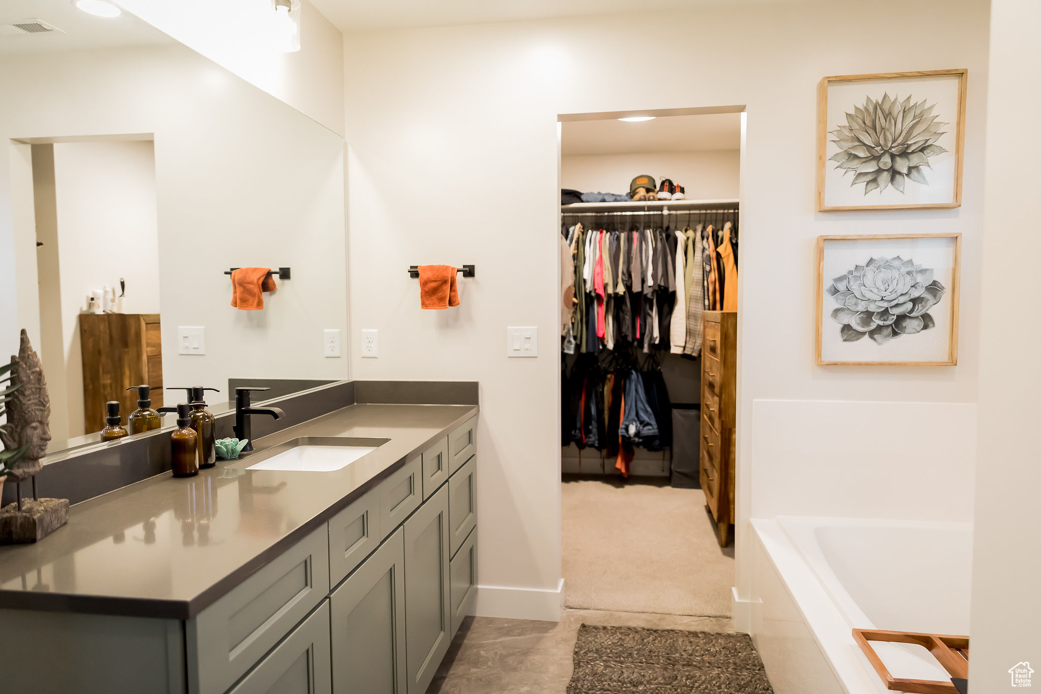 BRANDON PARK - Residential