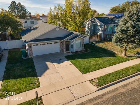 Tiny photo for 1961 S 100 W, Clearfield, UT 84015 (MLS # 2130945)