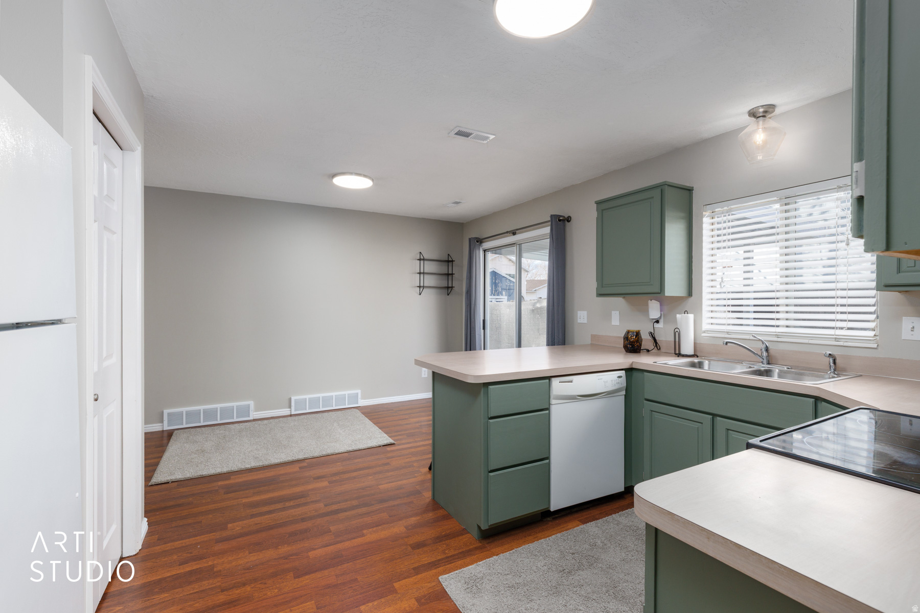 KATIES PLACE - Residential