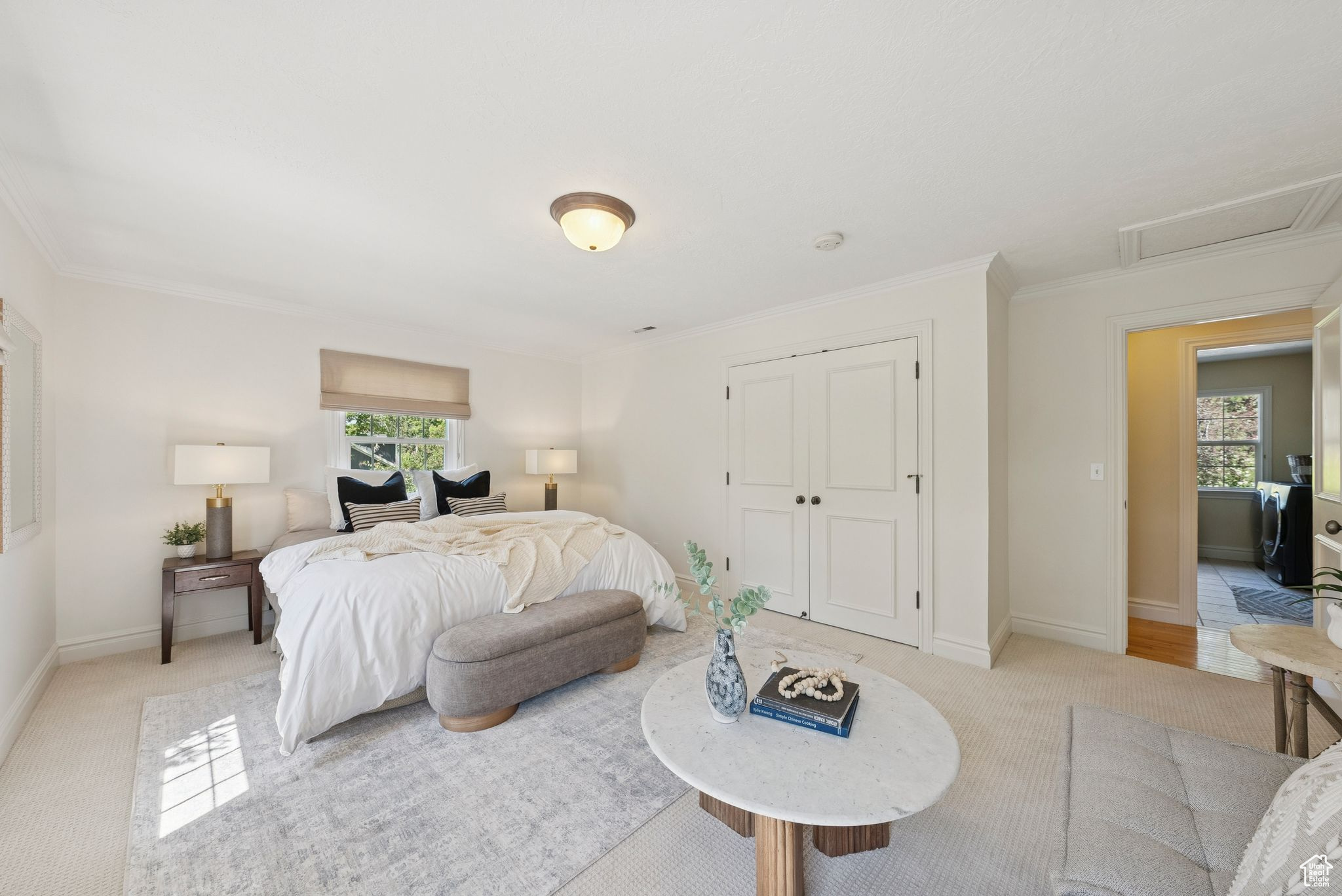 Holladay, Utah 84117, United States, 5 Bedrooms Bedrooms, ,3 BathroomsBathrooms,Residential,Pending,145138