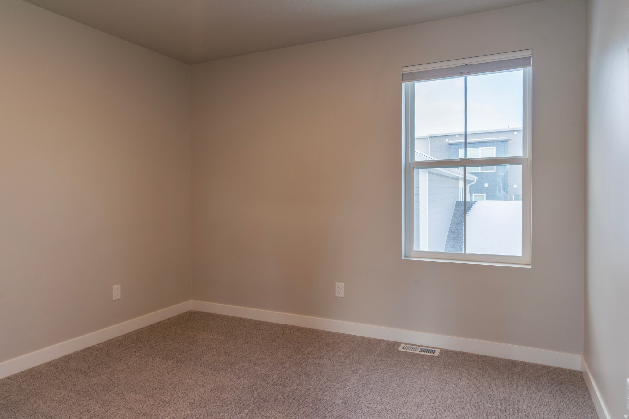 DAYBREAK - Residential