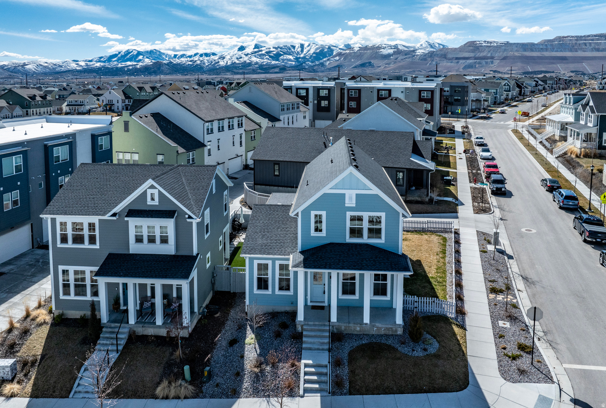 DAYBREAK - Residential