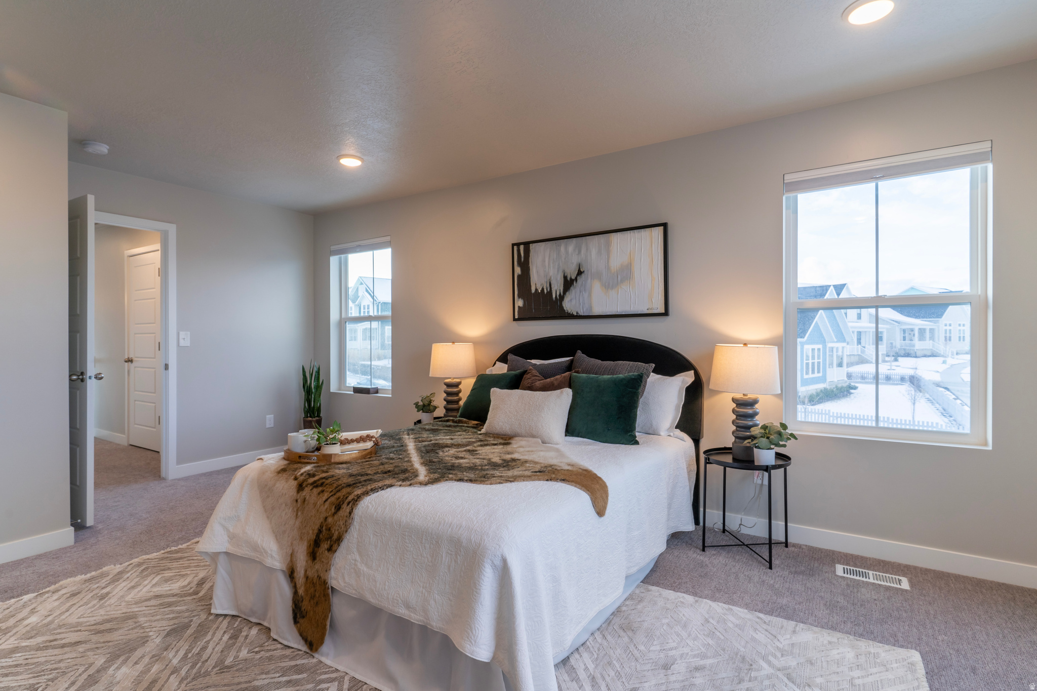 DAYBREAK - Residential