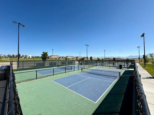 DAYBREAK - Residential