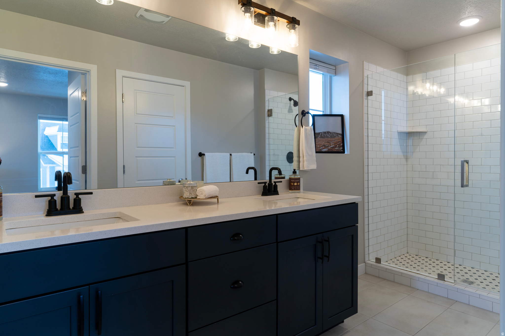 DAYBREAK - Residential