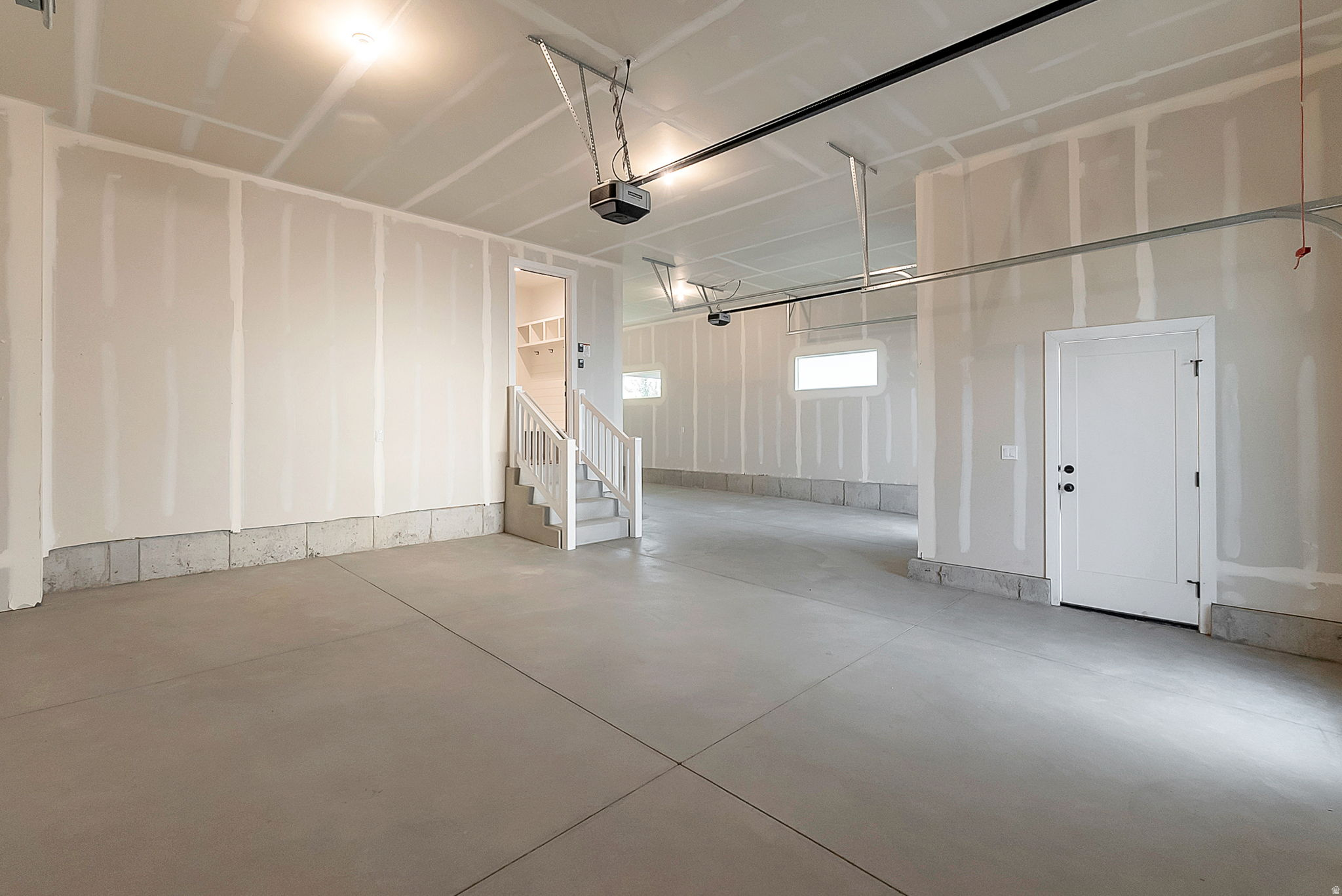 SUMMERHILL LANE - Residential