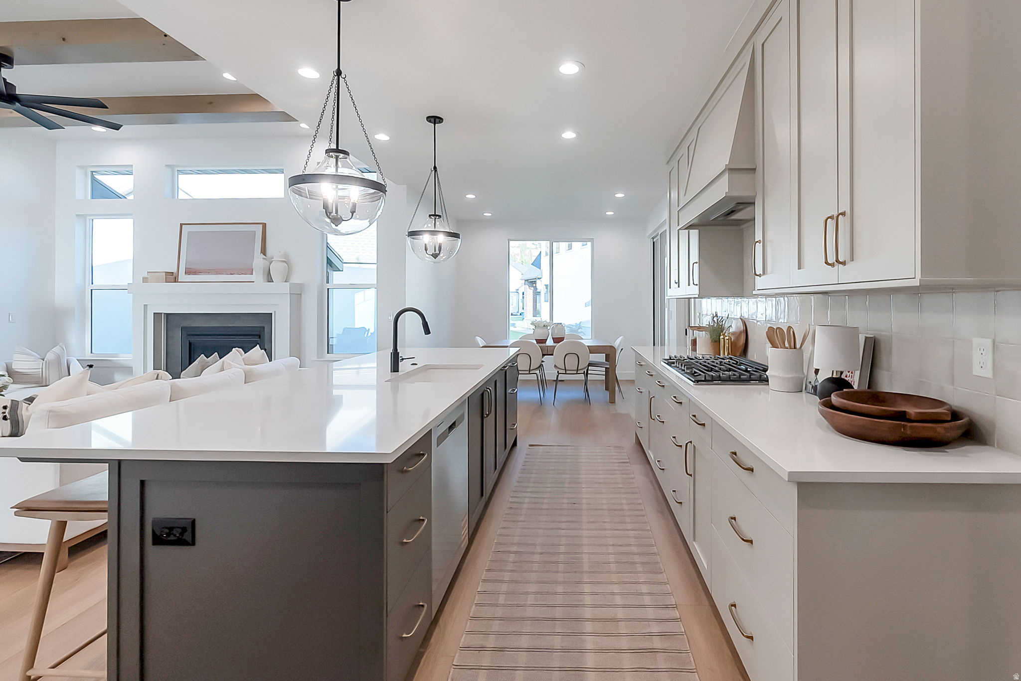 SUMMERHILL LANE - Residential