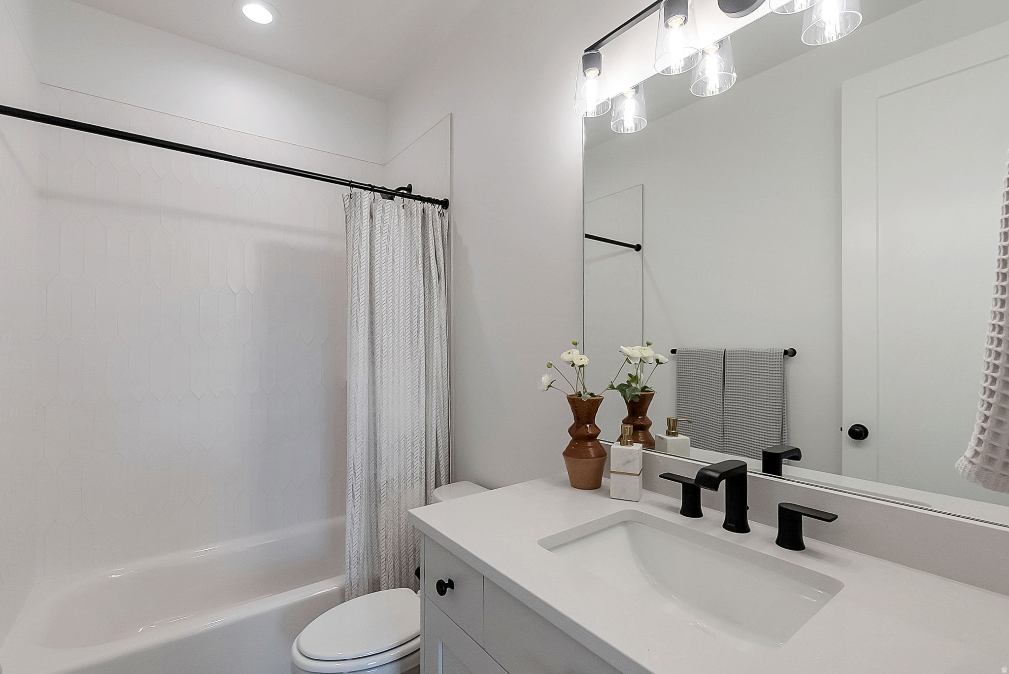 SUMMERHILL LANE - Residential