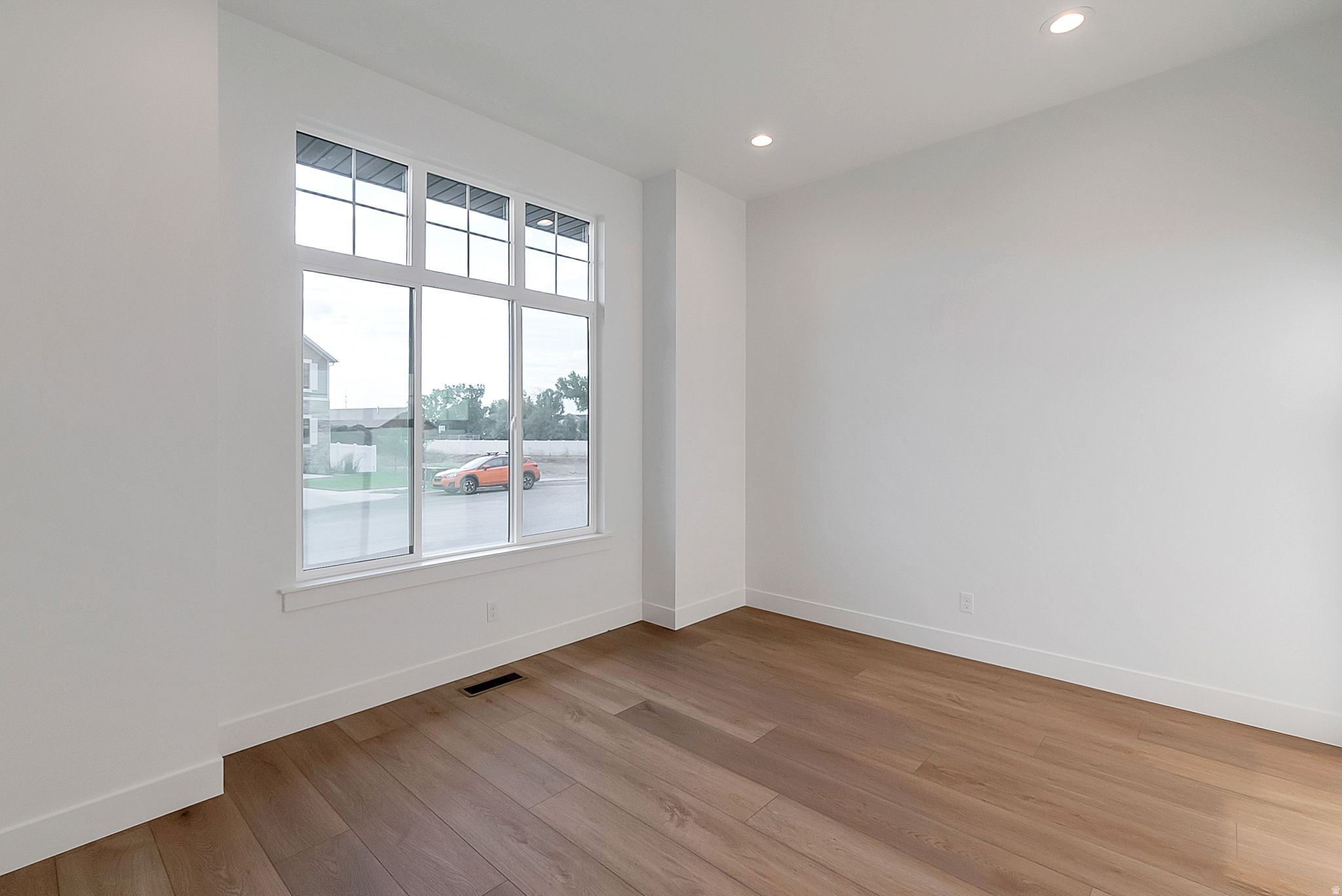 SUMMERHILL LANE - Residential