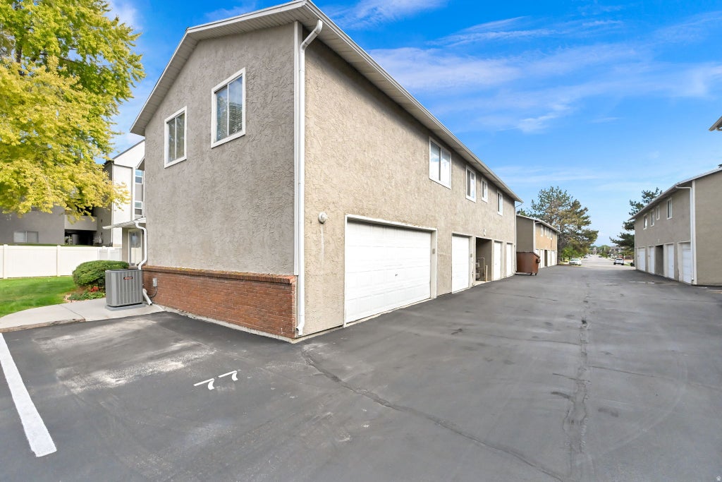 Photo of 5235 S GLENDON ST W #X1, Salt Lake City, UT 84123 (MLS # 2176140)