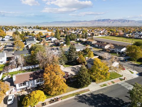 Tiny photo for 5648 W LODESTONE AVE, Kearns, UT 84118 (MLS # 2119520)