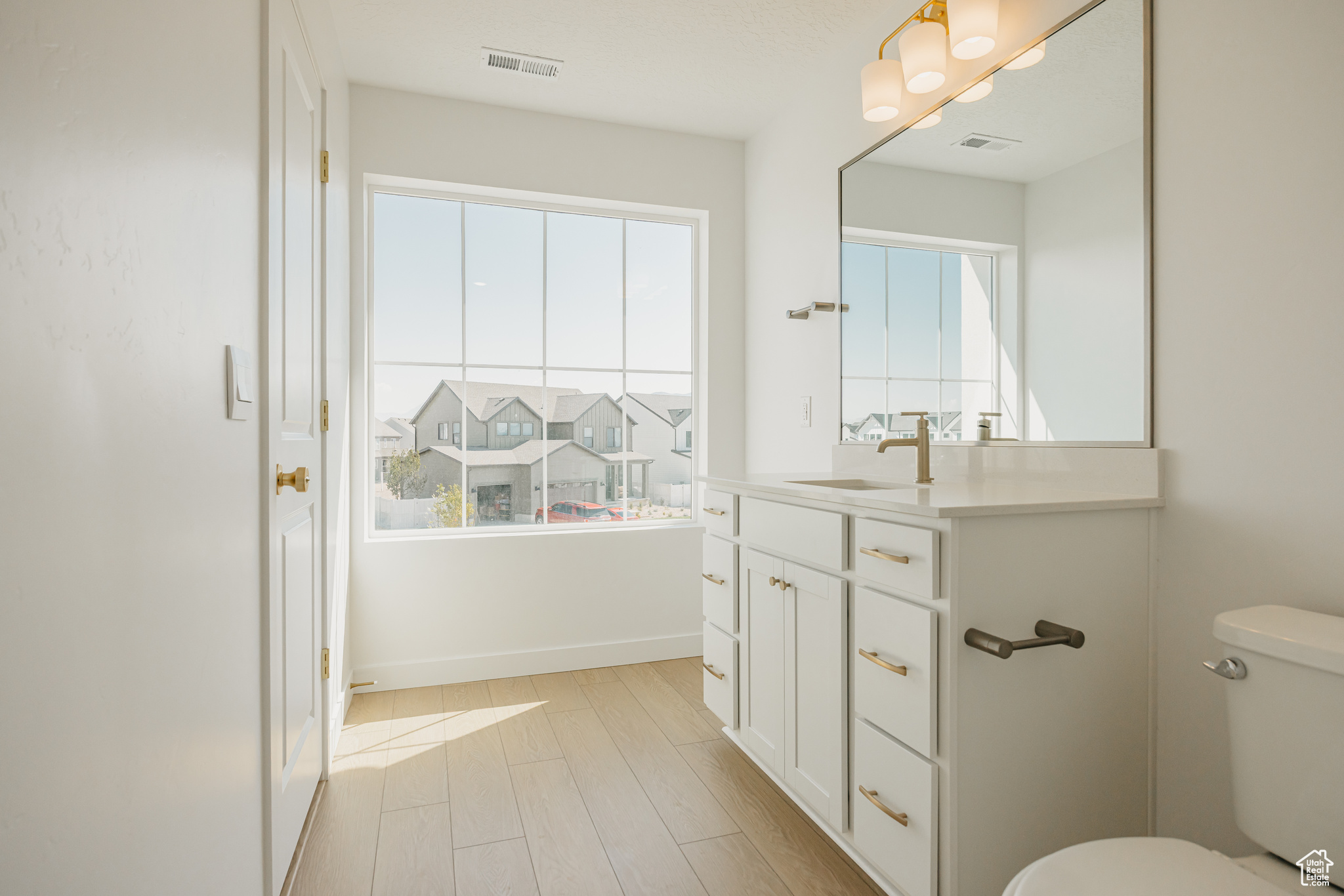 FIREFLY - Residential