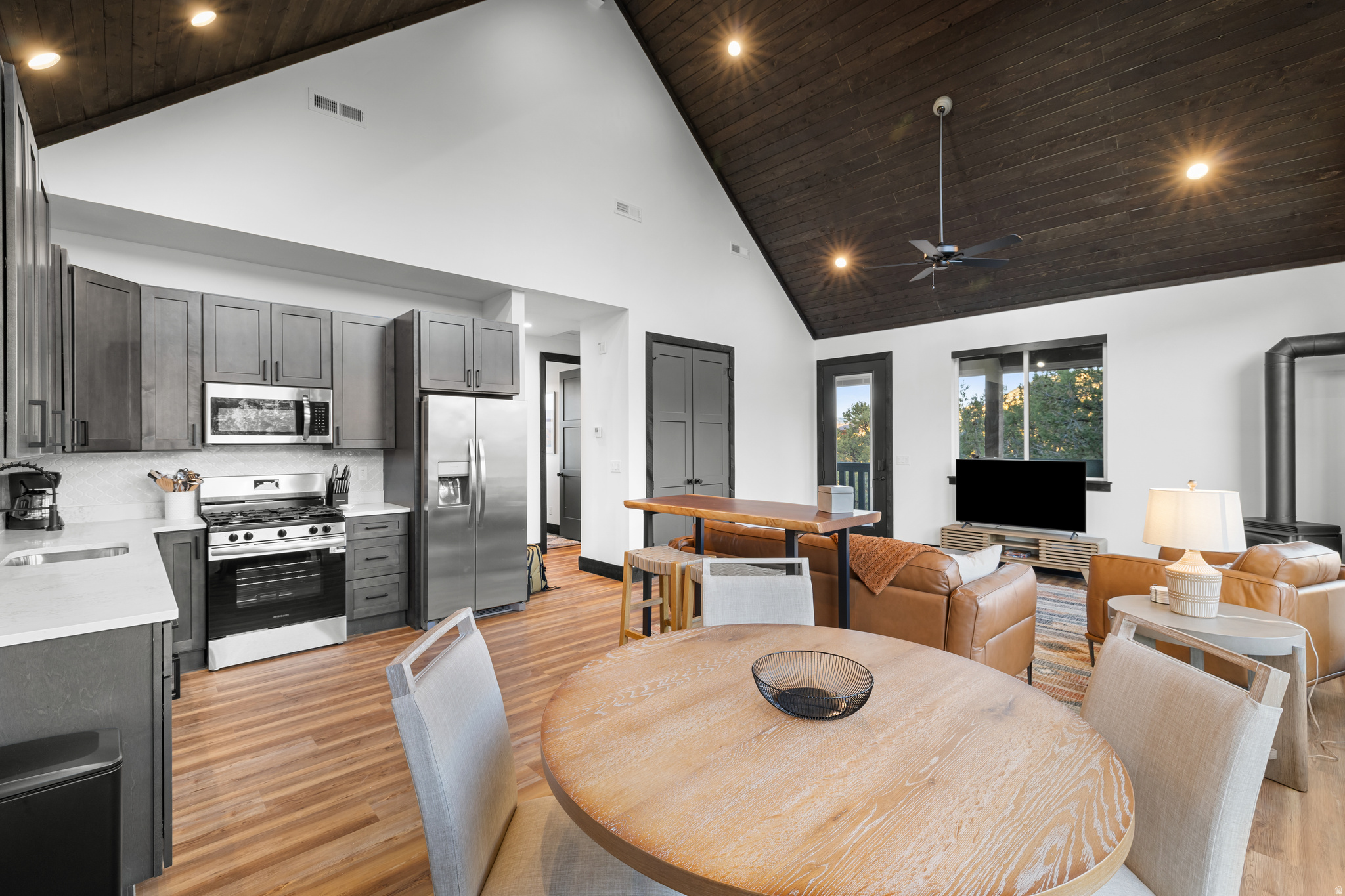 QUARTER CIRCLE H RANCH - Residential