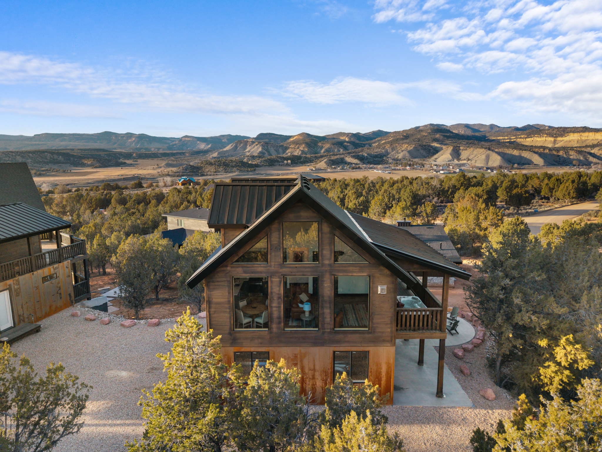QUARTER CIRCLE H RANCH - Residential