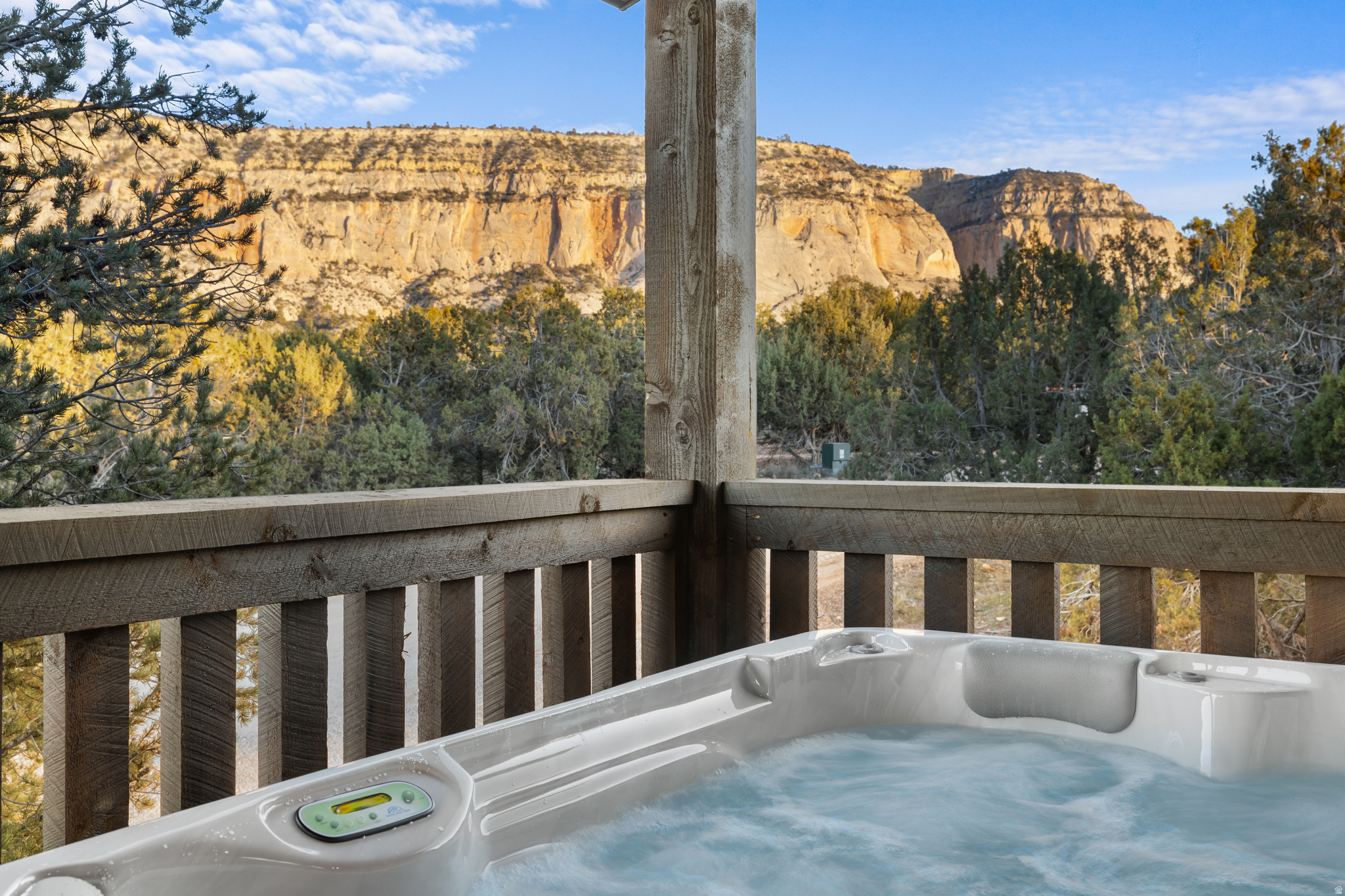 QUARTER CIRCLE H RANCH - Residential