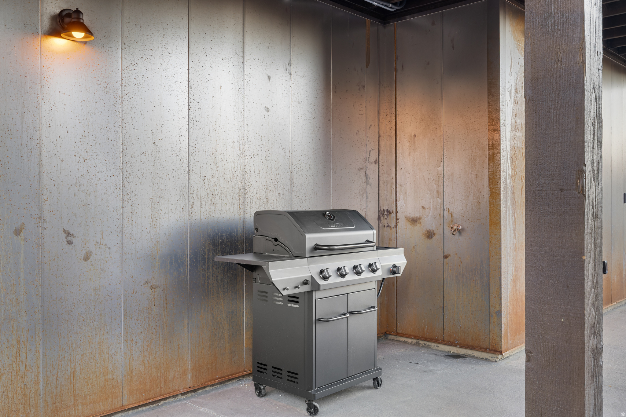 QUARTER CIRCLE H RANCH - Residential