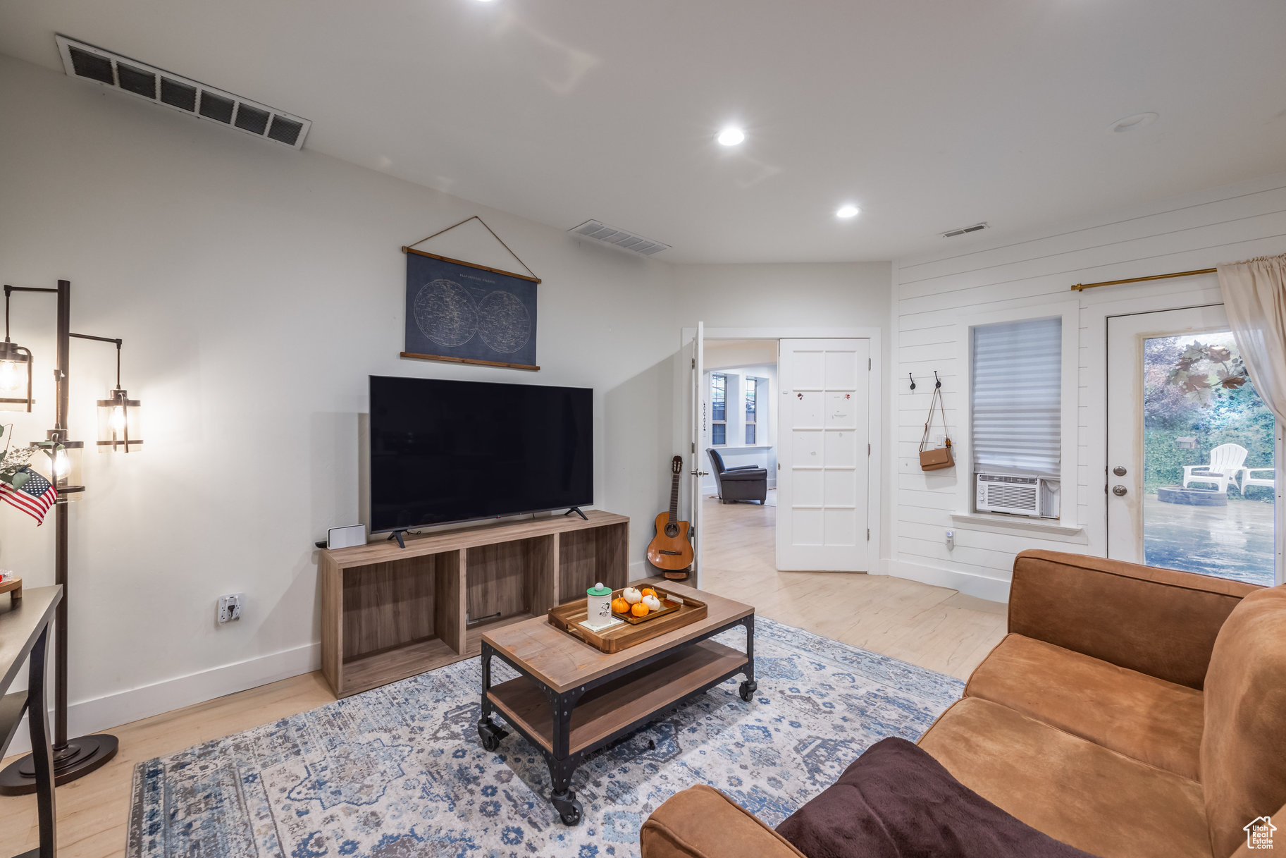 TWIN RIVERS ESTATES - Residential