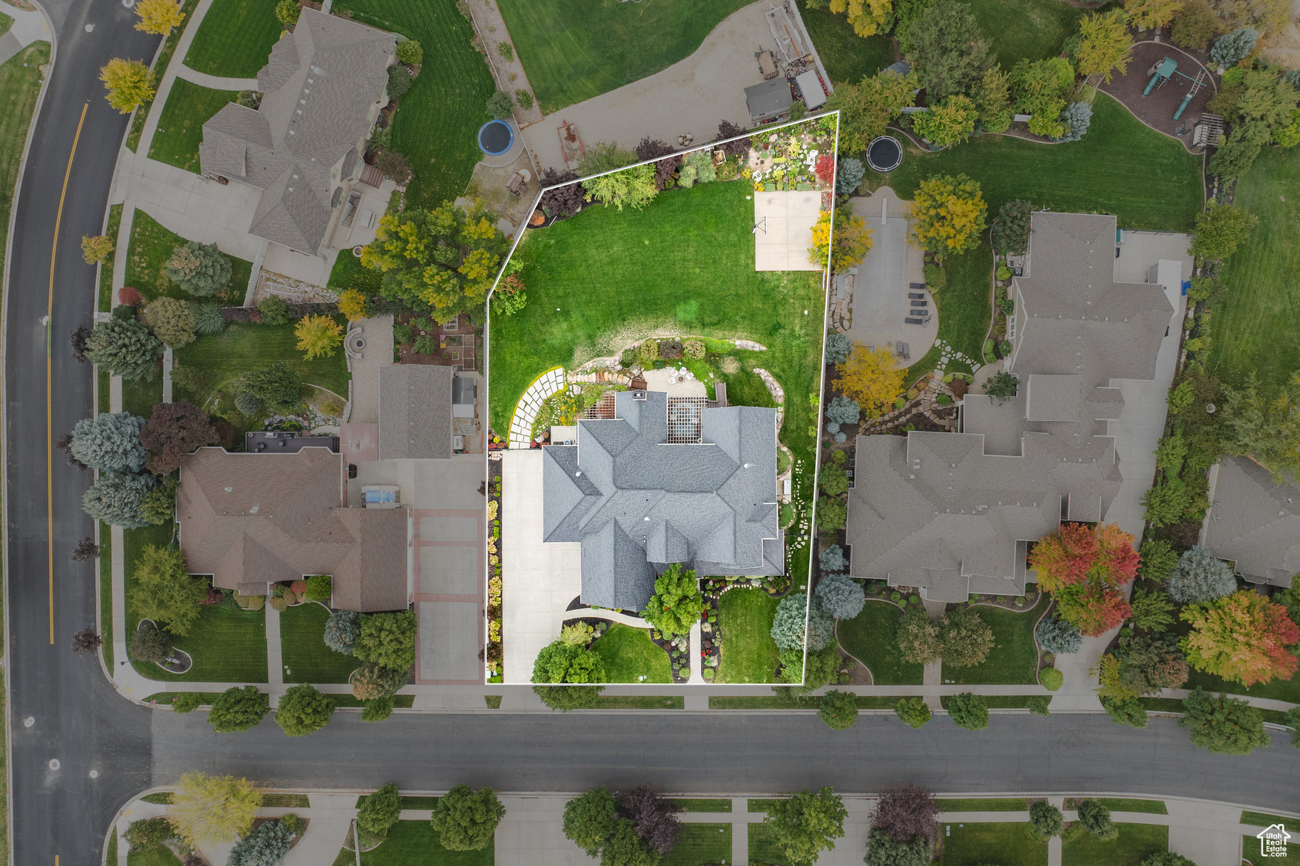 TWIN RIVERS ESTATES - Residential