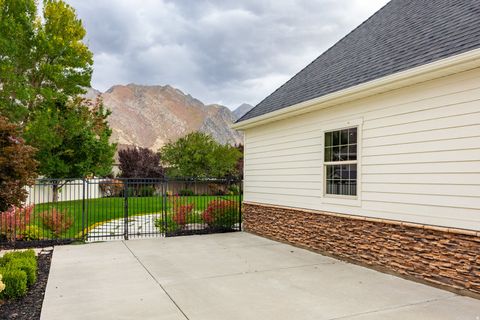 Tiny photo for 259 S TWIN RIVER LOOP, Alpine, UT 84004 (MLS # 2118246)