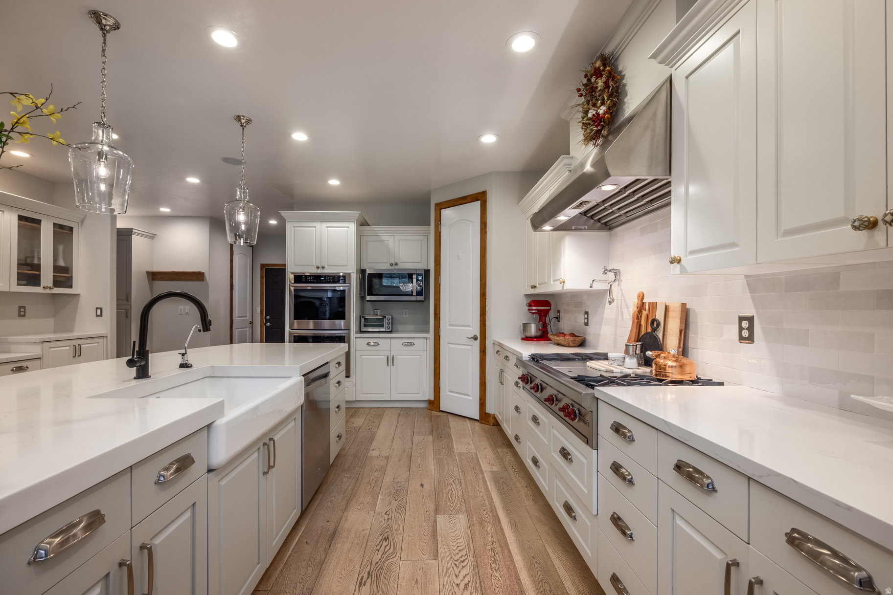 TWIN RIVERS ESTATES - Residential